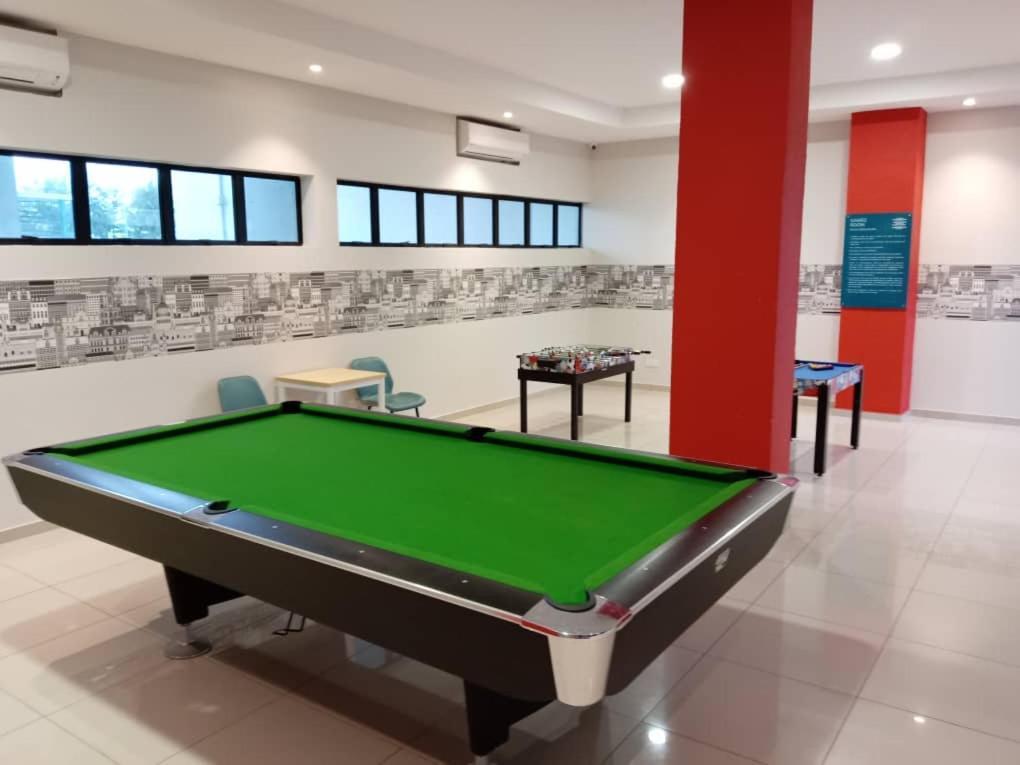 Pantai Puteri Melaka - Seaview 2 Bedroom Tanjung Kling Екстериор снимка