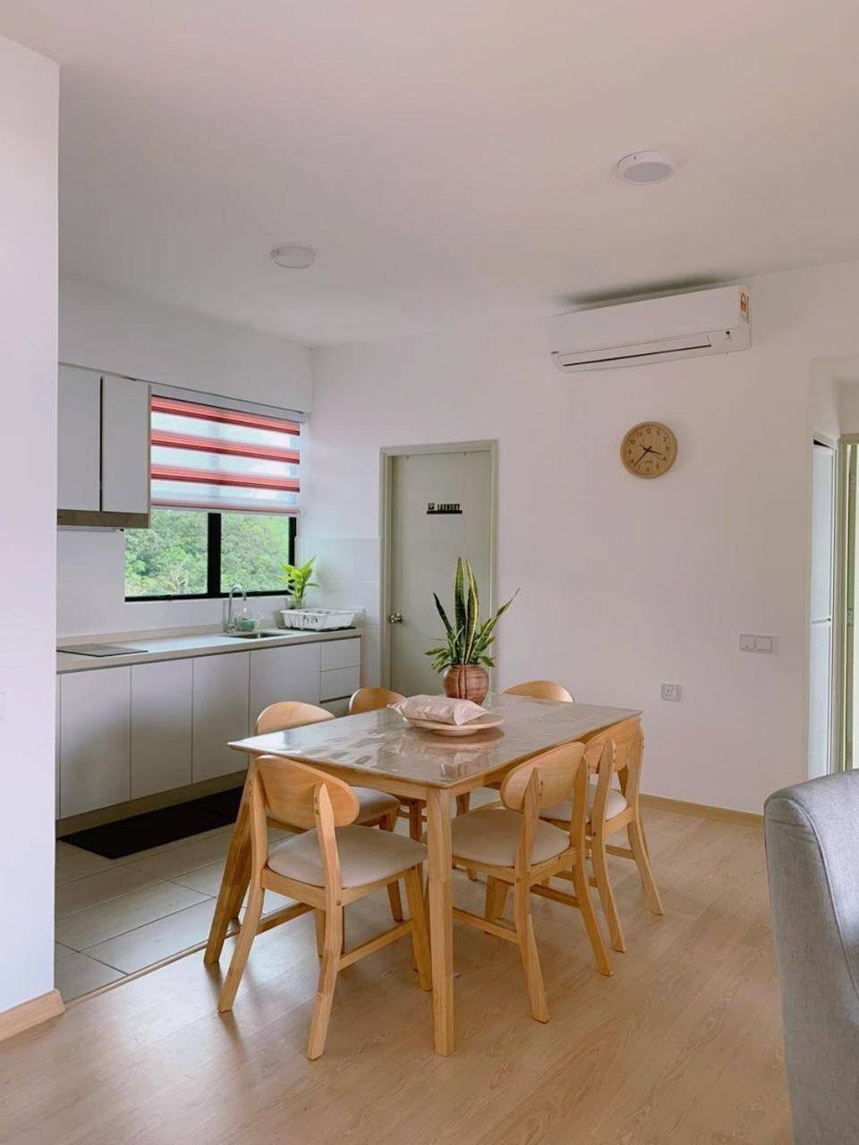 Pantai Puteri Melaka - Seaview 2 Bedroom Tanjung Kling Екстериор снимка